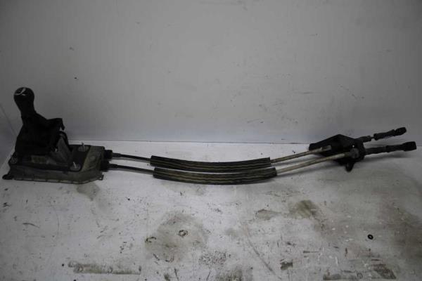 TRINGLERIE DE CHANGEMENT DE VITESSE VW UP/ SKODA CITIGO/ SEAT MII - Vue 1